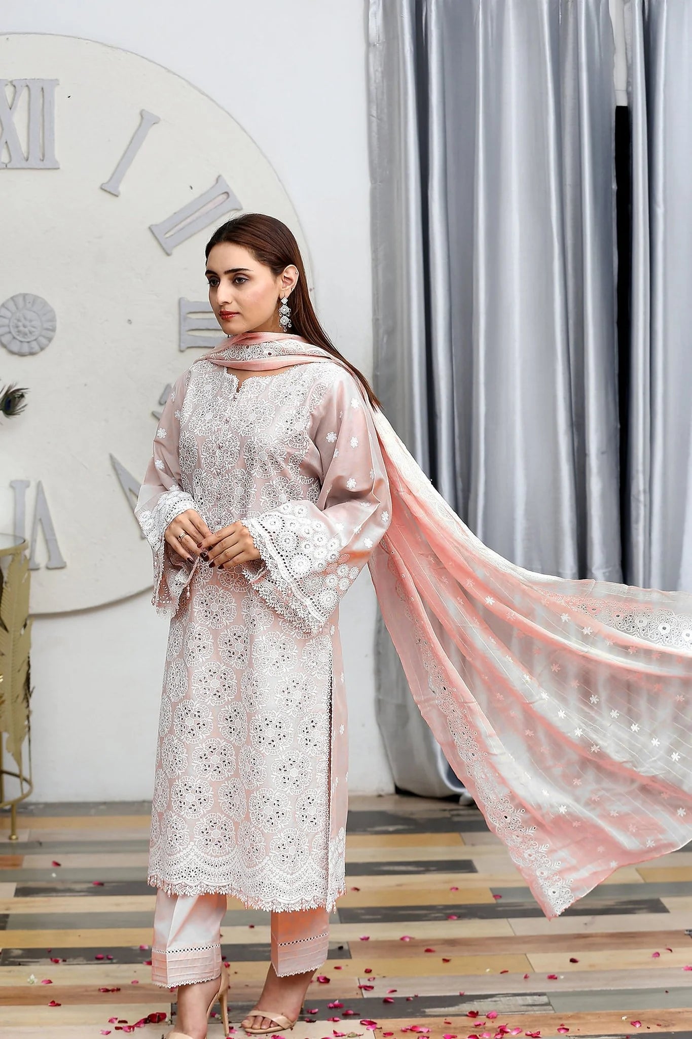 Embroidered Luxury Lawn Suit CT-804