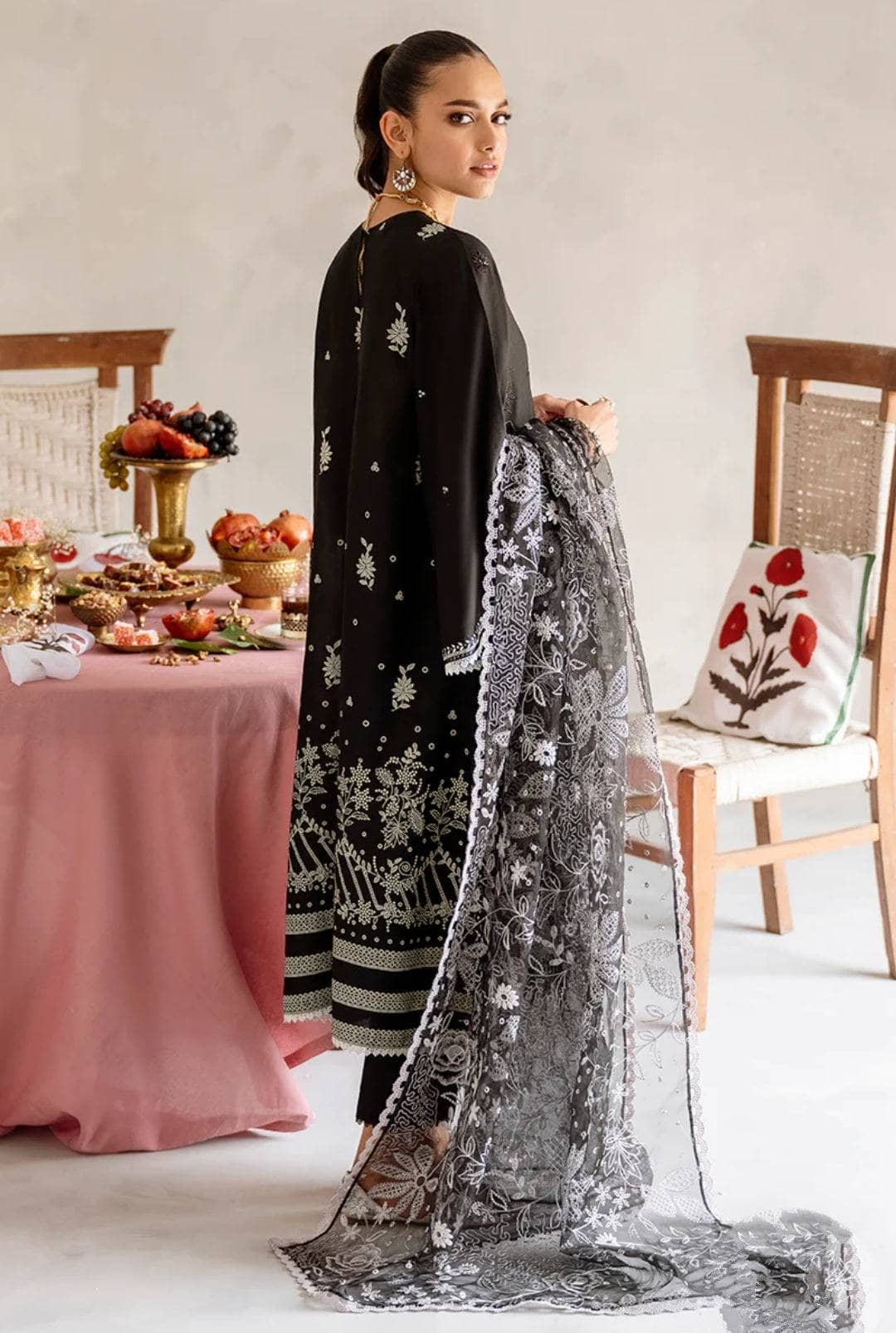 Embroidered Luxury Lawn Suit CT-547