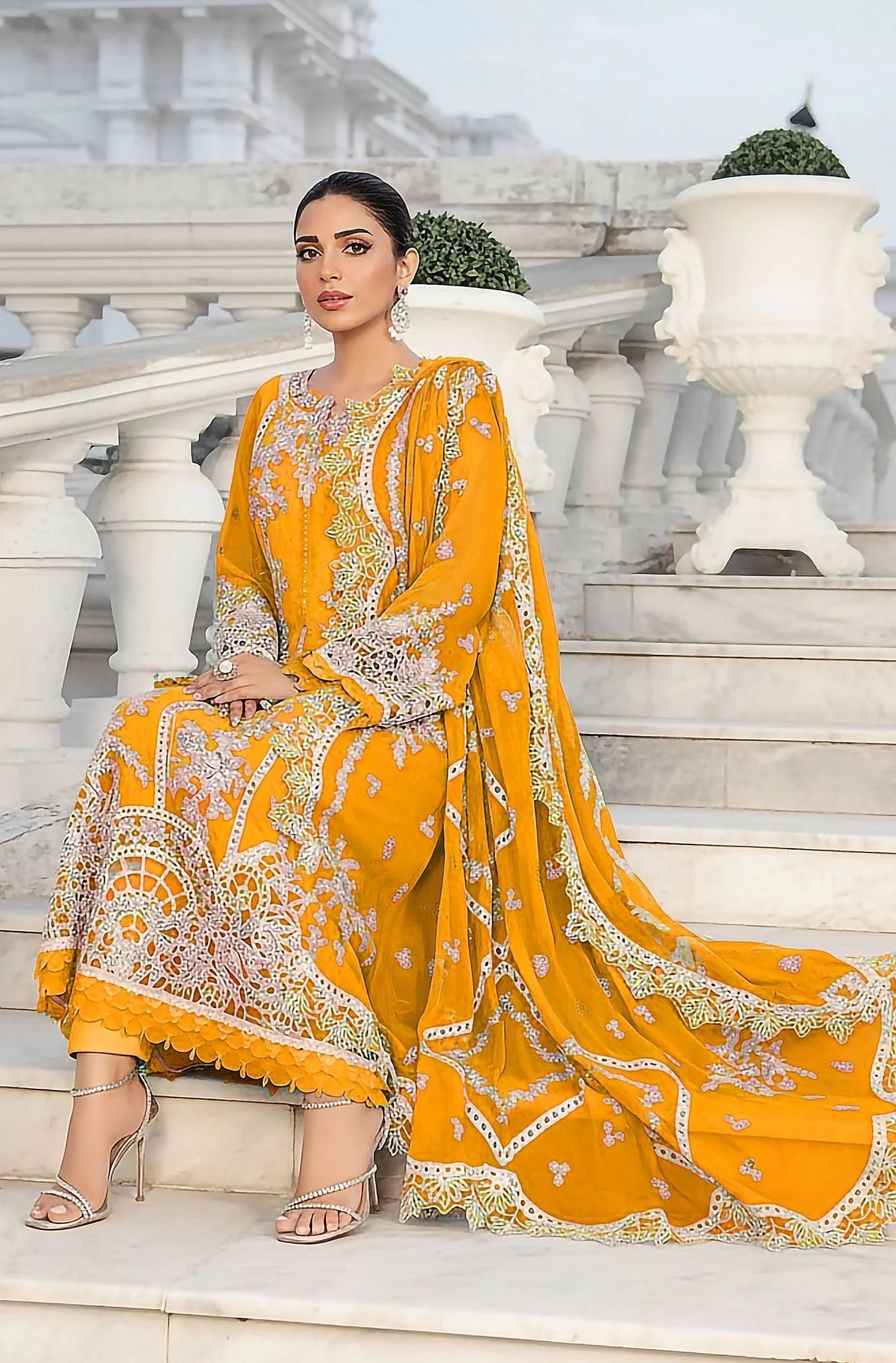Embroidered Luxury Lawn Suit CT-776