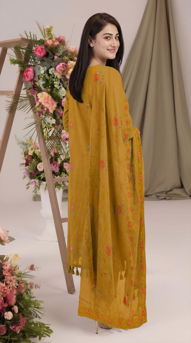 Embroidered Luxury Lawn Suit CT-947