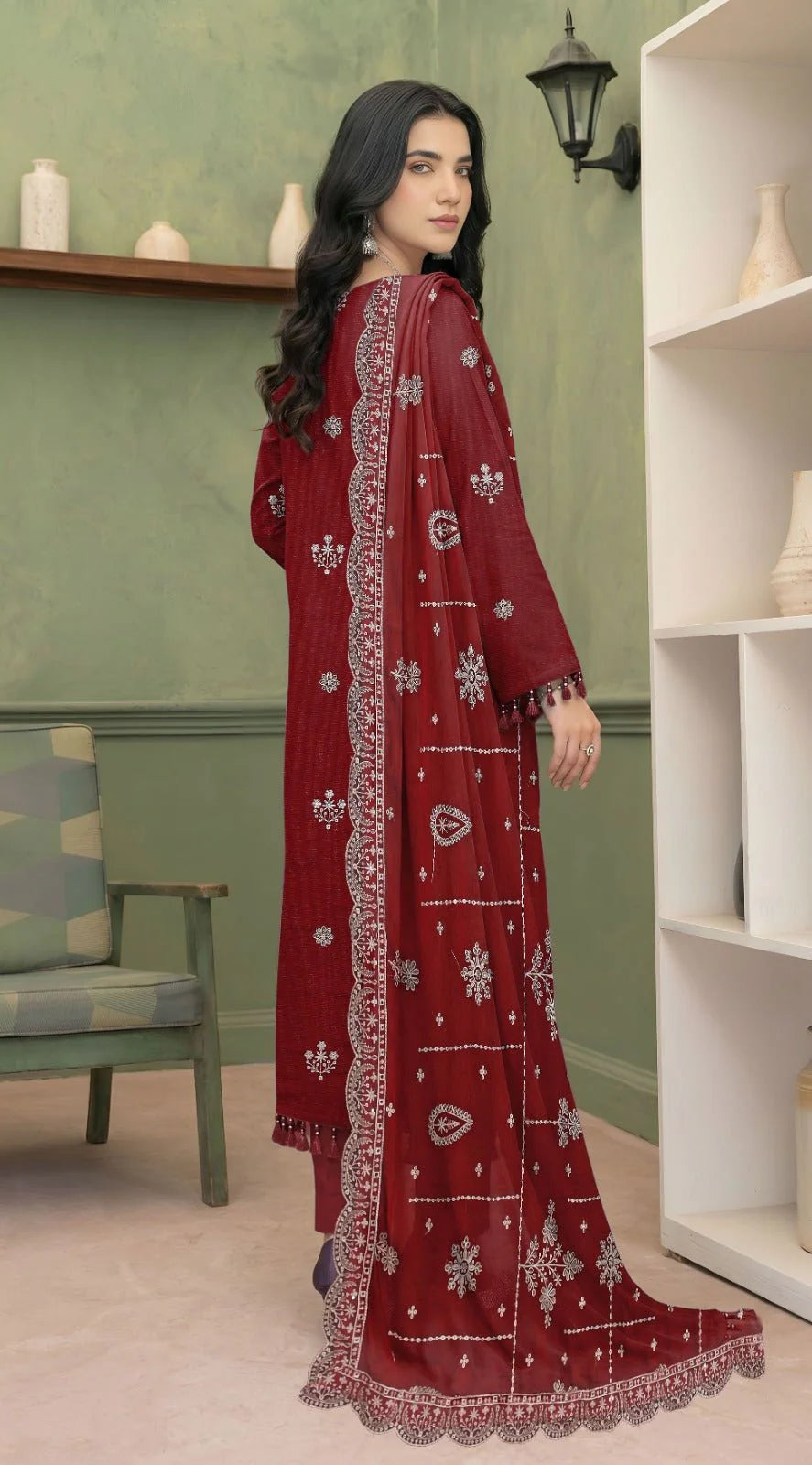 Embroidered Luxury Lawn Suit CT-937
