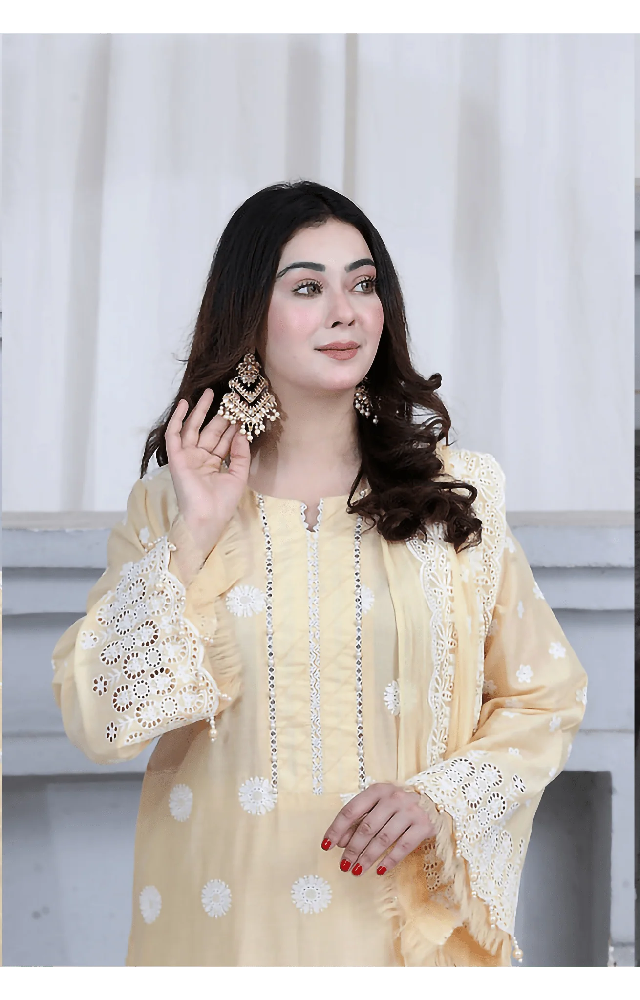Embroidered Luxury Lawn Suit CT-805