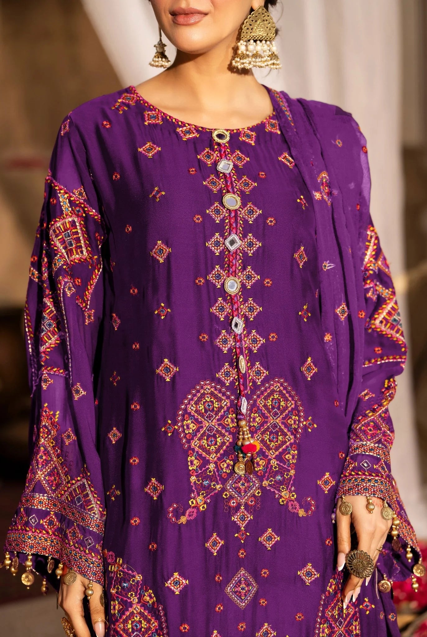 Embroidered Luxury Lawn Suit CT-923