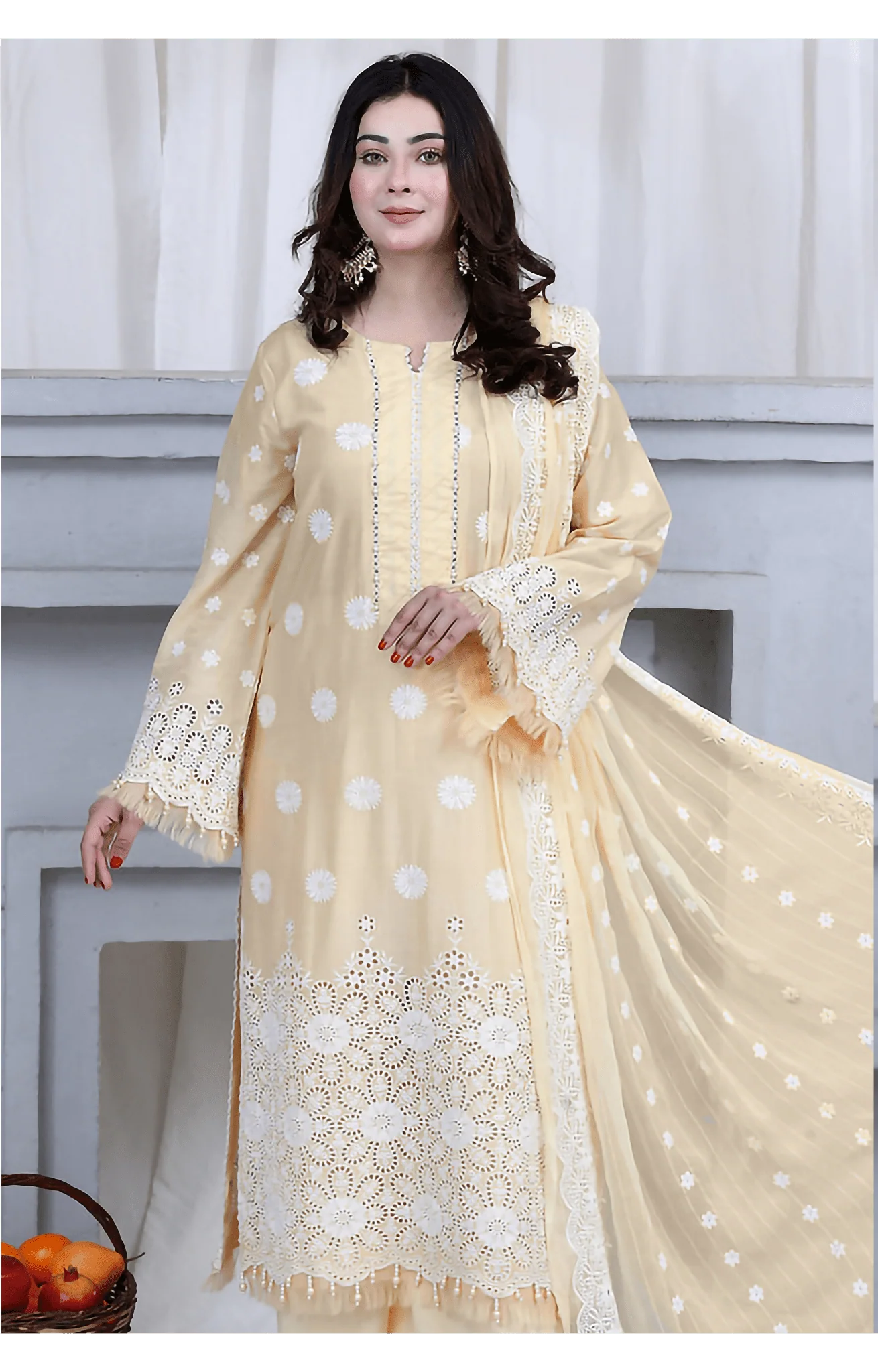 Embroidered Luxury Lawn Suit CT-805