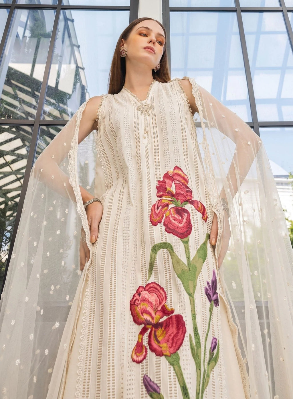 Embroidered Luxury Lawn Suit CT-931