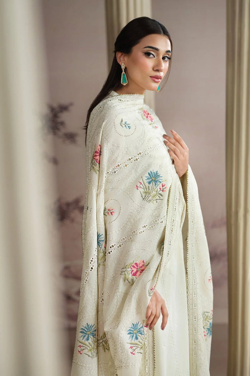Embroidered Luxury Lawn Suit CT-904