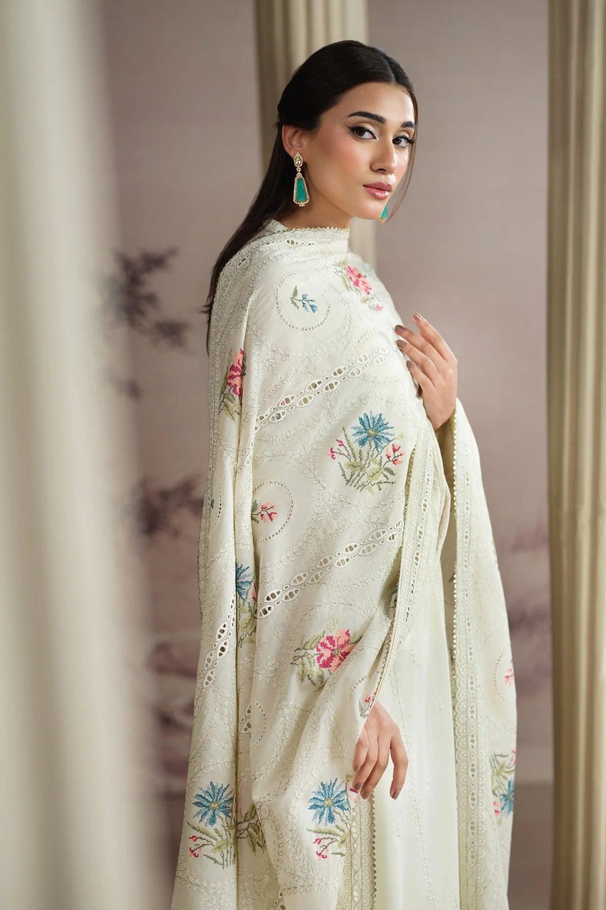 Embroidered Luxury Lawn Suit CT-904