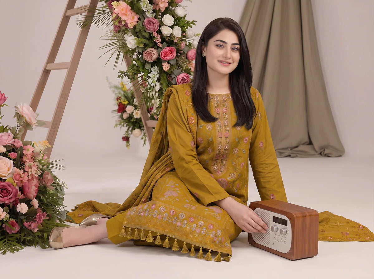 Embroidered Luxury Lawn Suit CT-947