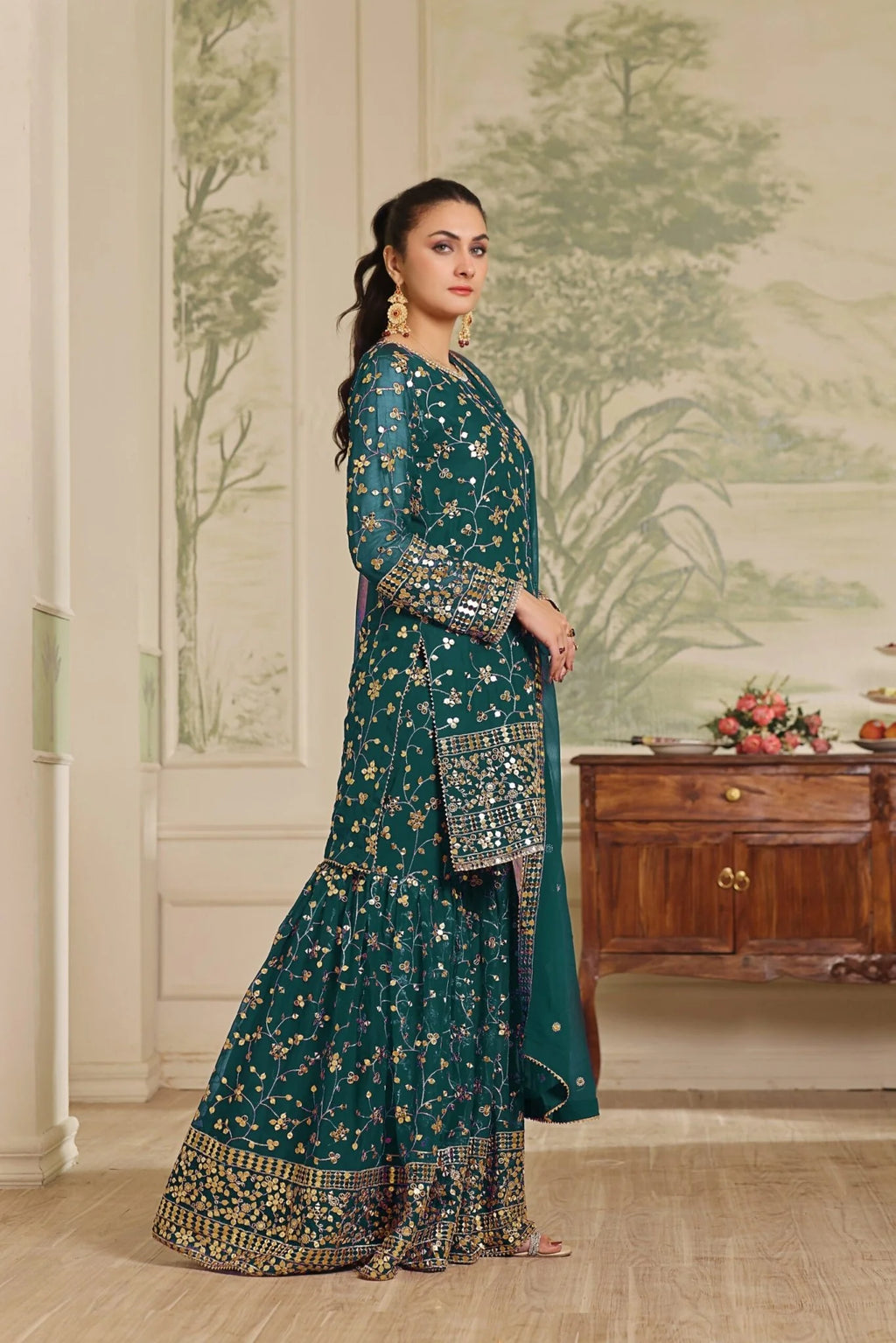 Embroidered Luxury Lawn Suit CT-663