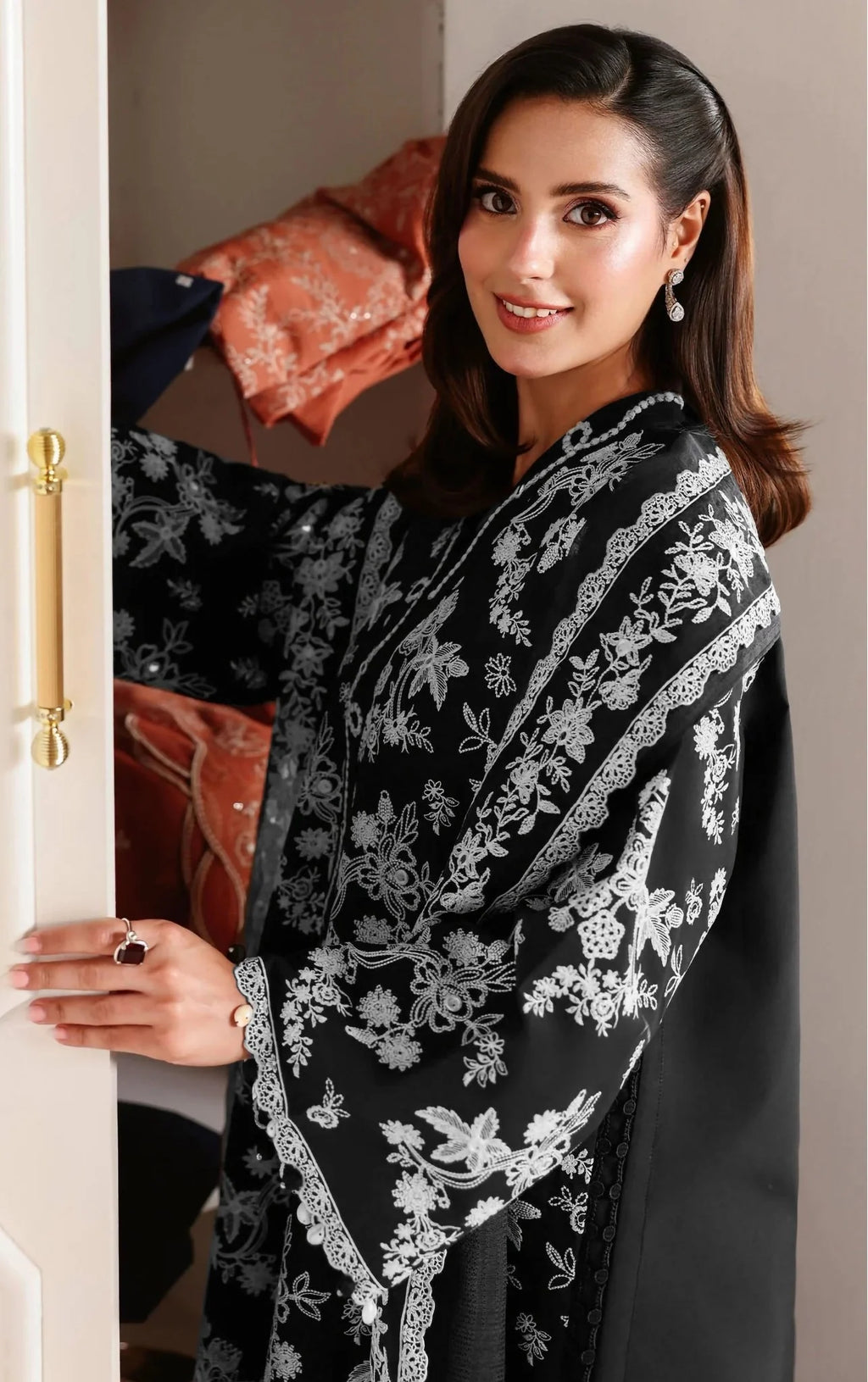 Embroidered Luxury Lawn Suit CT-929