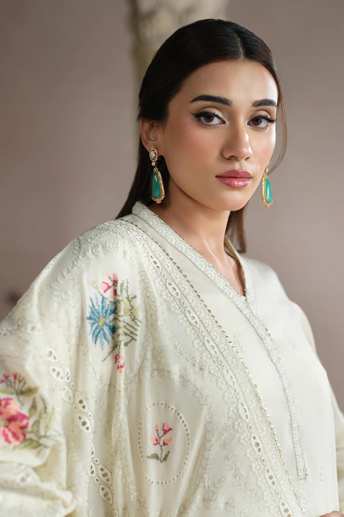 Embroidered Luxury Lawn Suit CT-904