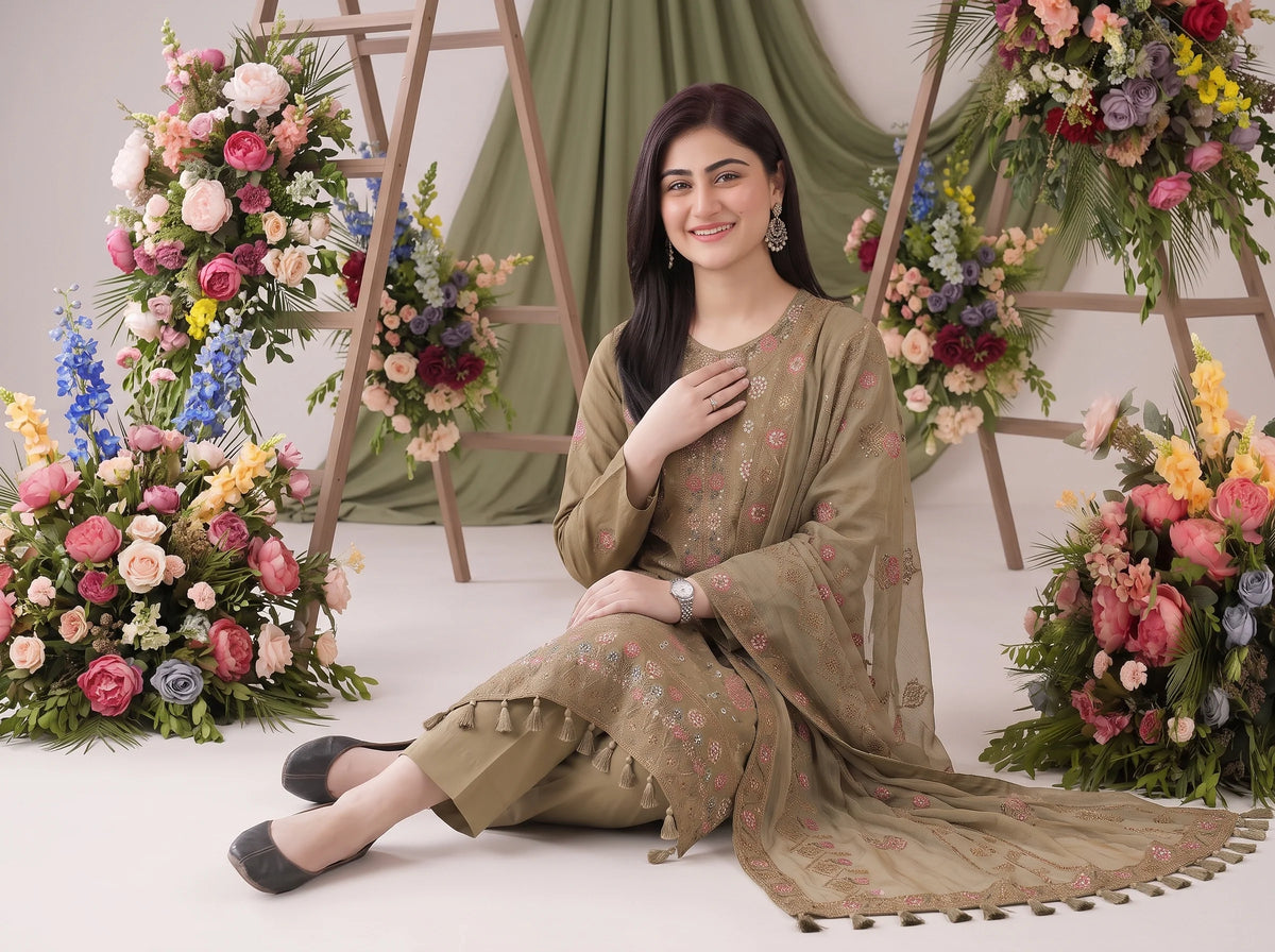 Embroidered Luxury Lawn Suit CT-947