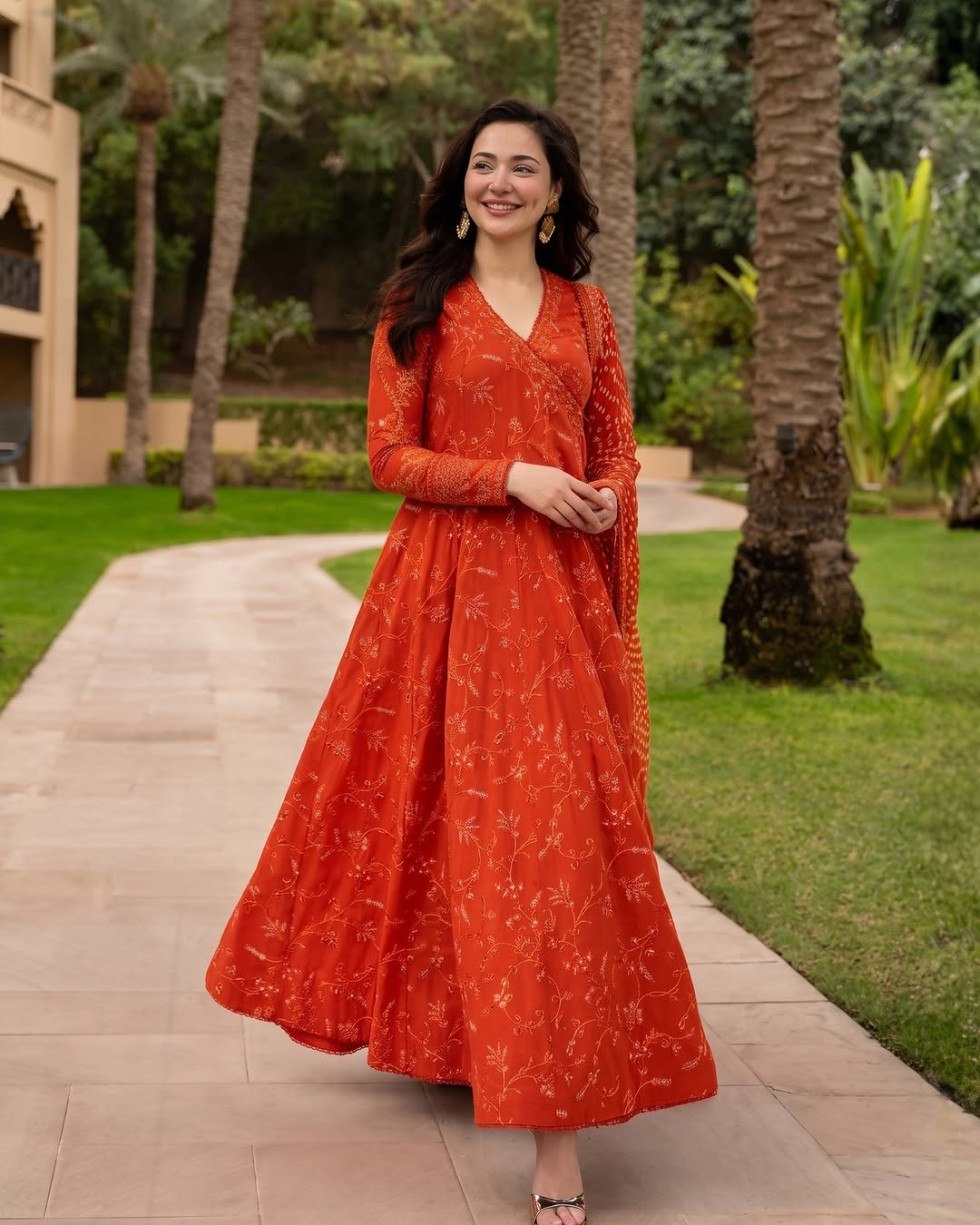 Embroidered Luxury Lawn Suit CT-930