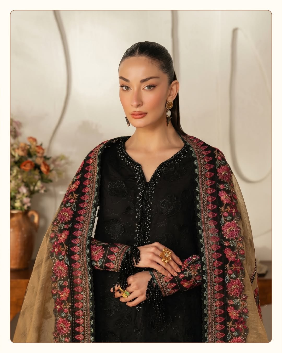 Embroidered Luxury Lawn Suit CT-928