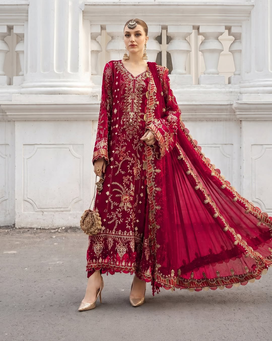 Embroidered Luxury  Lawn Suit CT-763