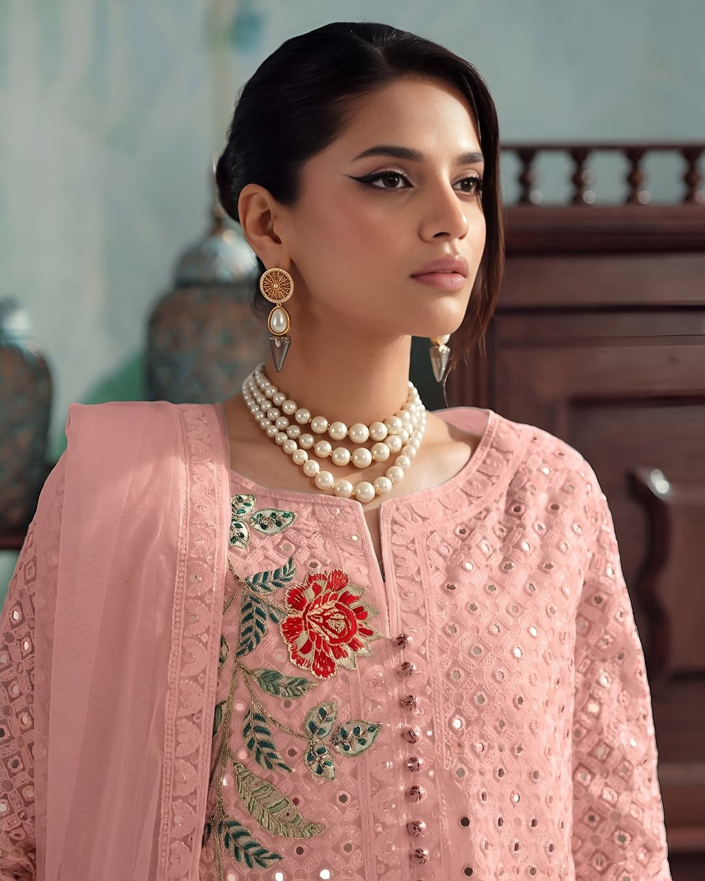 Embroidered Luxury Lawn Suit CT-916