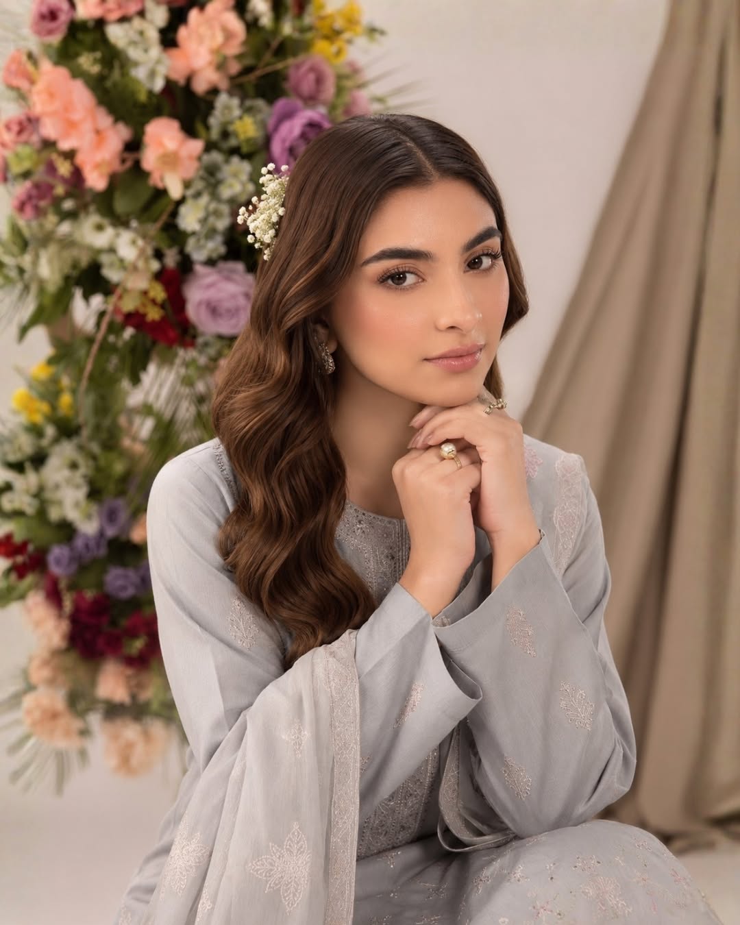 Embroidered Luxury Lawn Suit CT-942