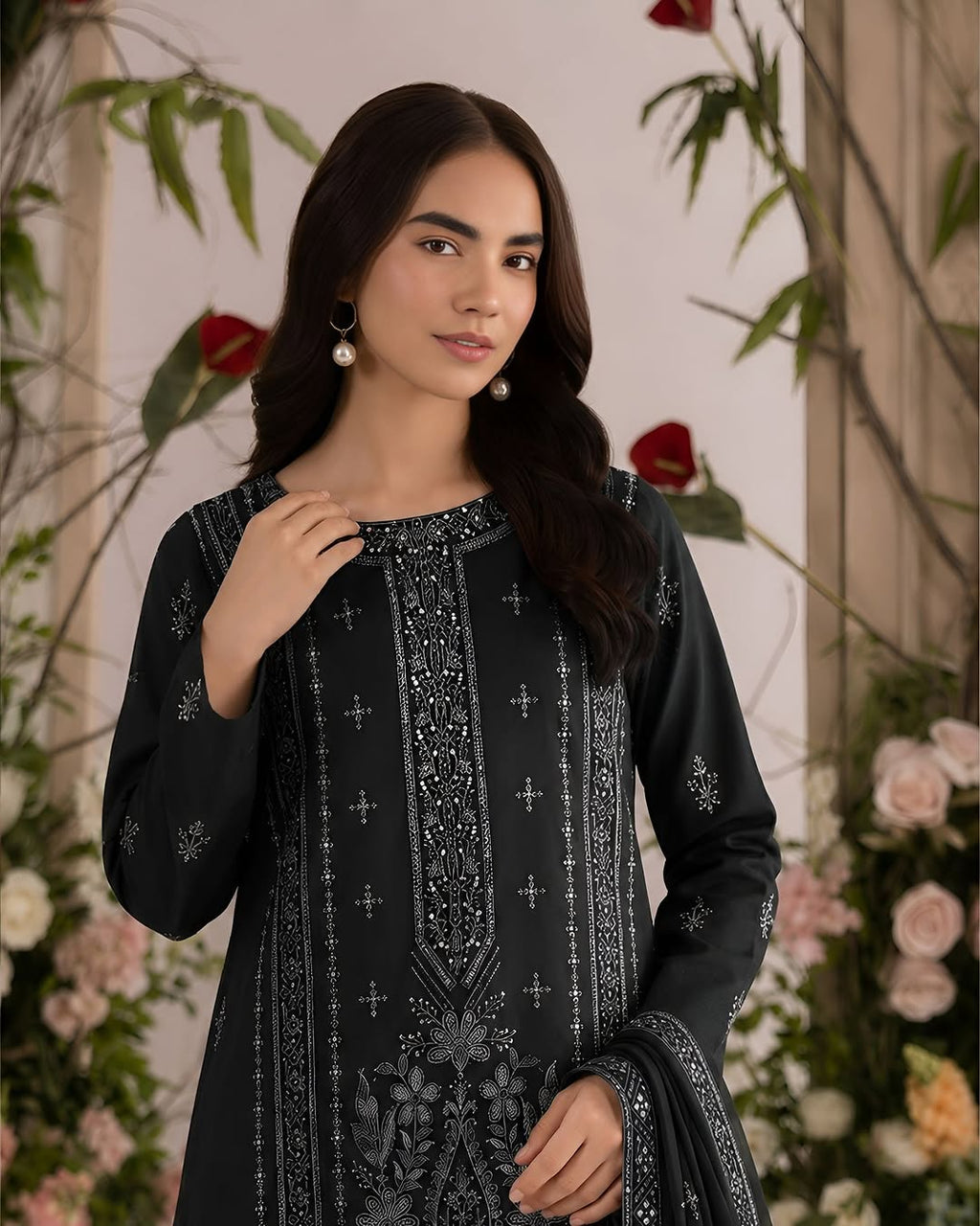 Embroidered Luxury Lawn Suit CT-942