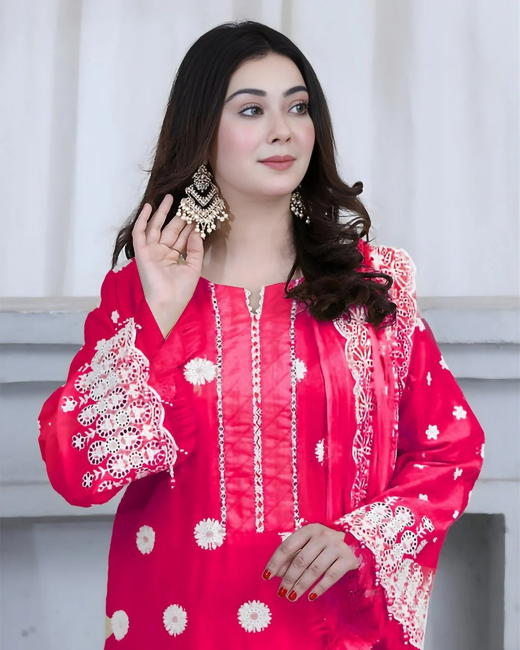 Embroidered Luxury Lawn Suit CT-805