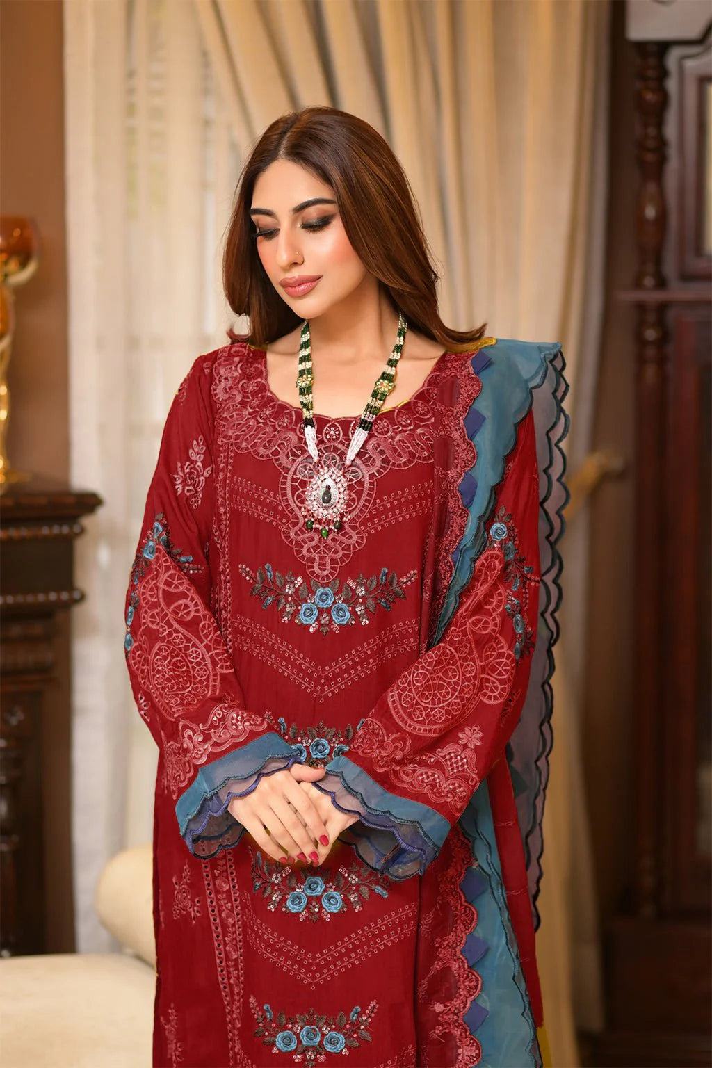 Embroidered Luxury Lawn Suit CT-562