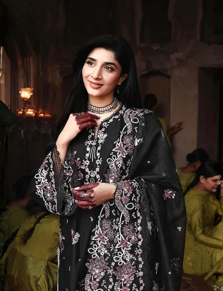 Embroidered Luxury Lawn Suit CT-902