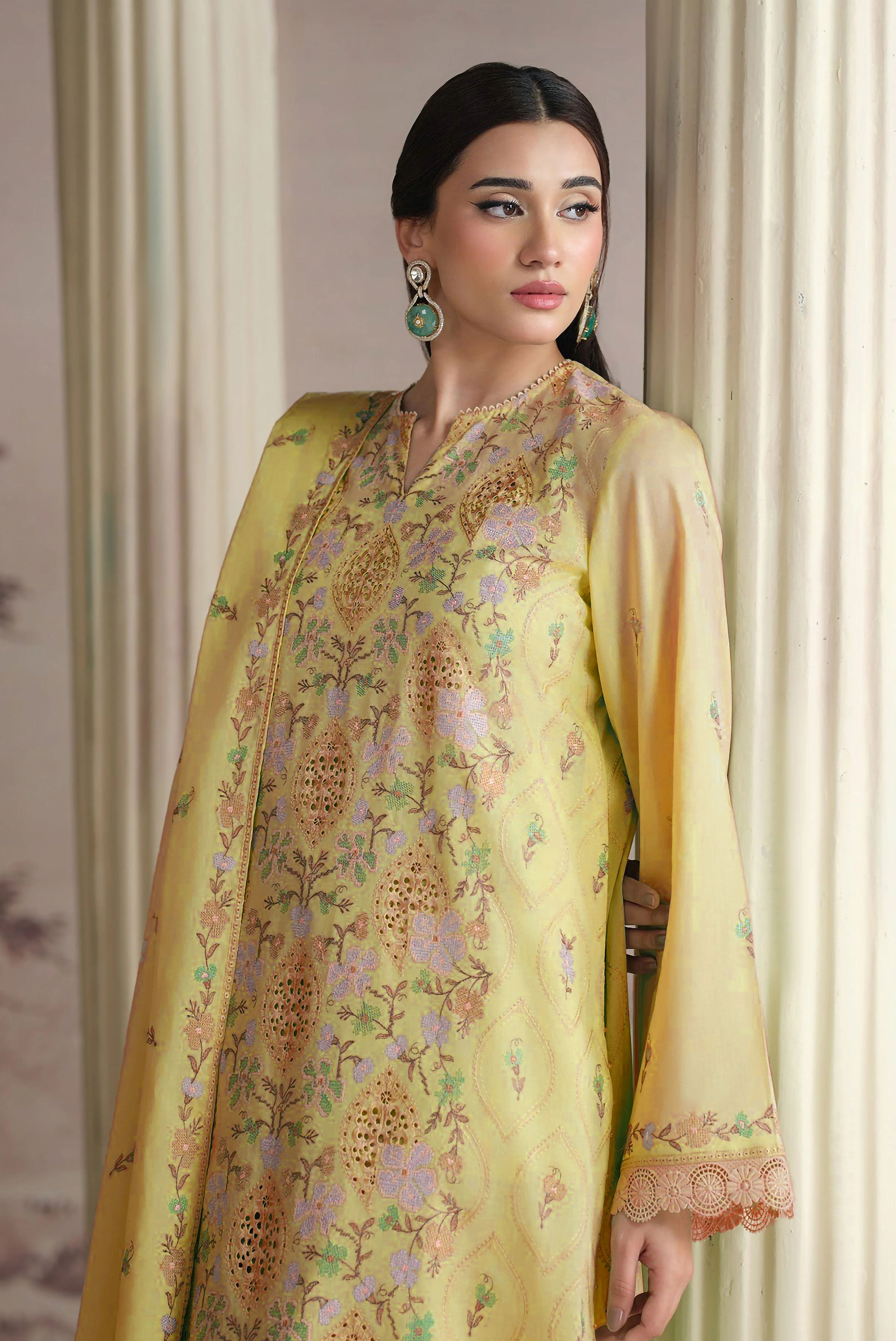 Embroidered Luxury Lawn Suit CT-903